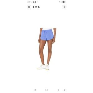 Columbia Women's Bogata Bay Omni-Shade Stretch Ins. 6" Court Short, Periwinkle